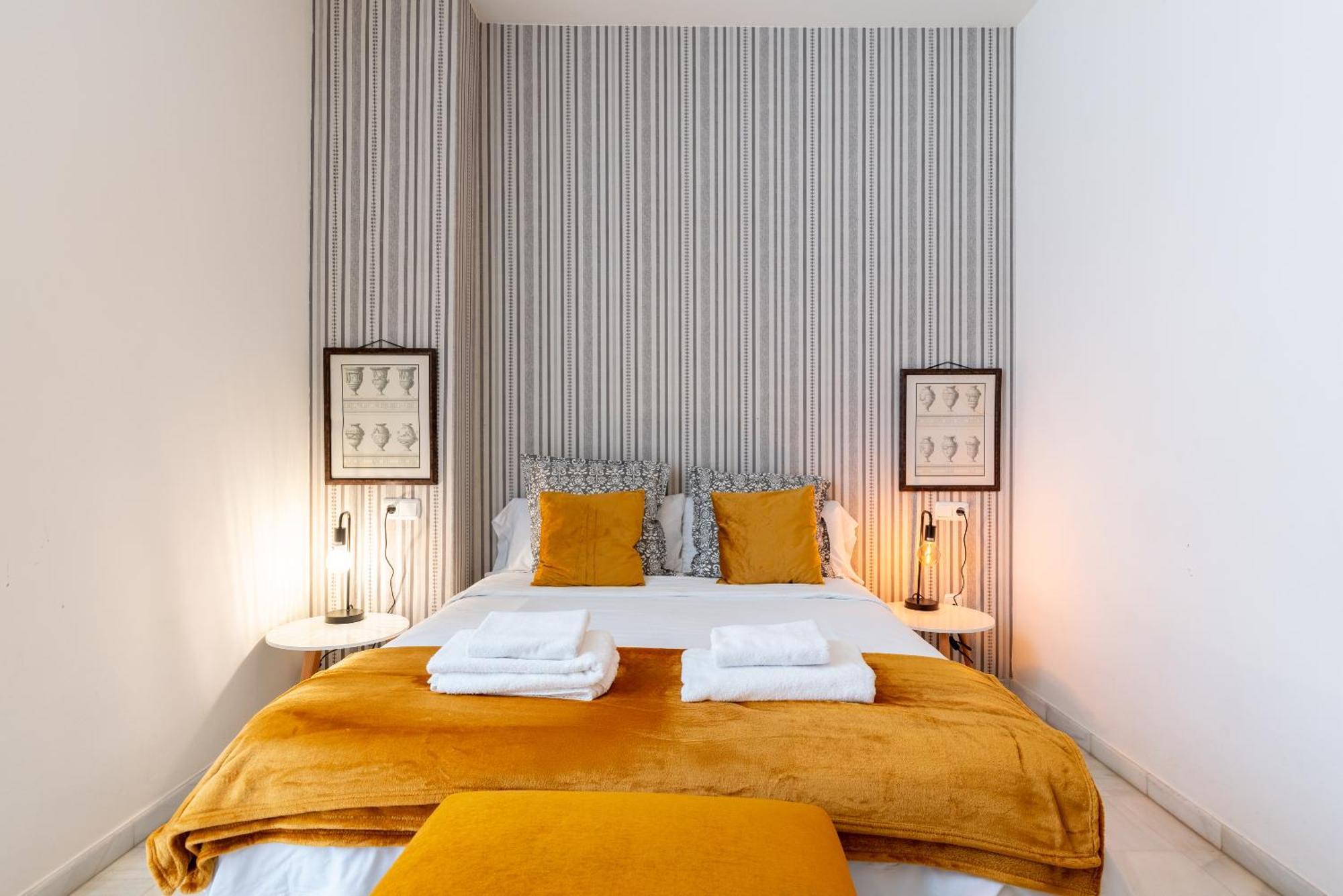 Arenal Maestranza Apartment Севиля Екстериор снимка